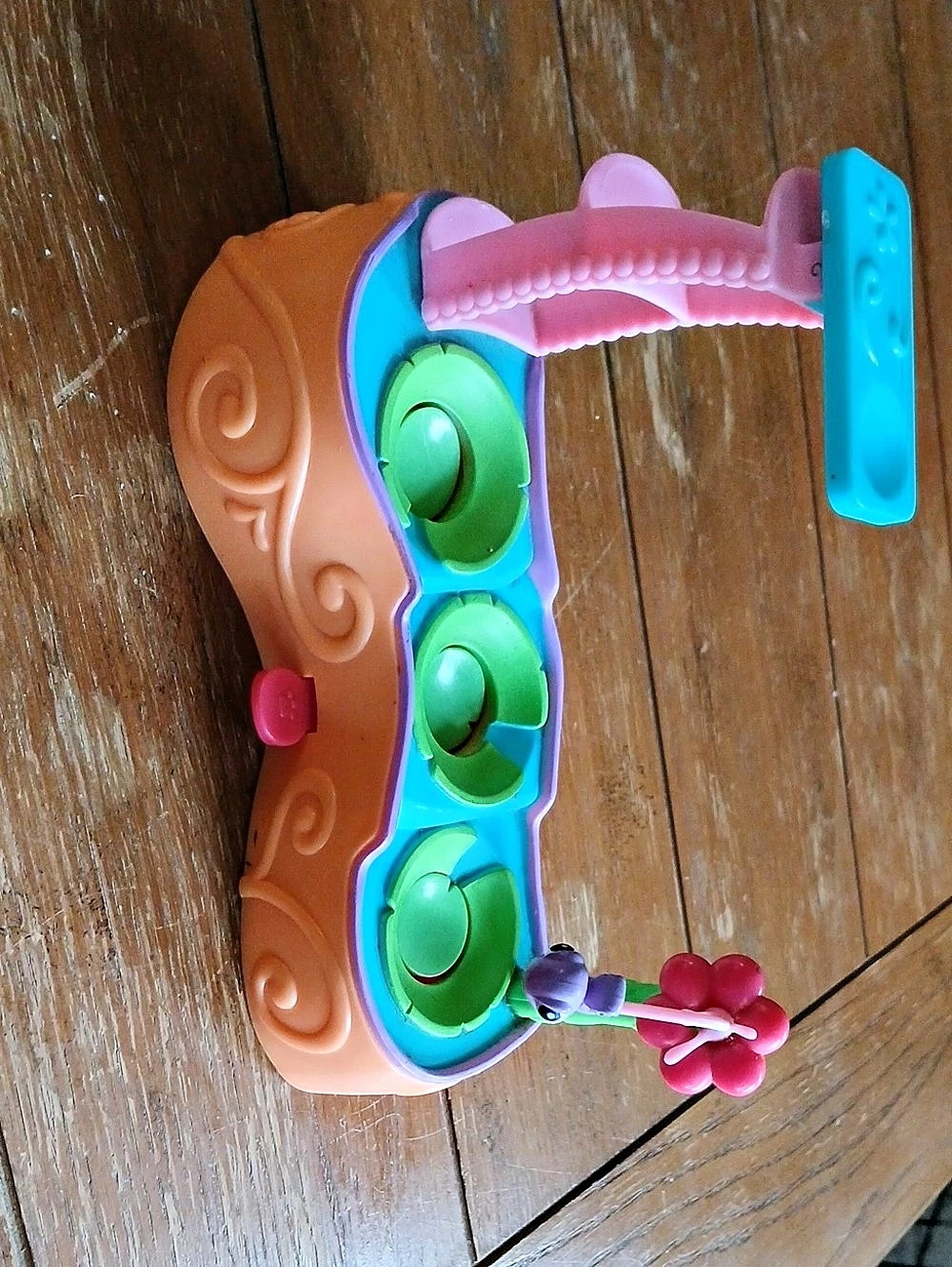 2005 Hasbro LPS Leapin' Lagoon Playset Base